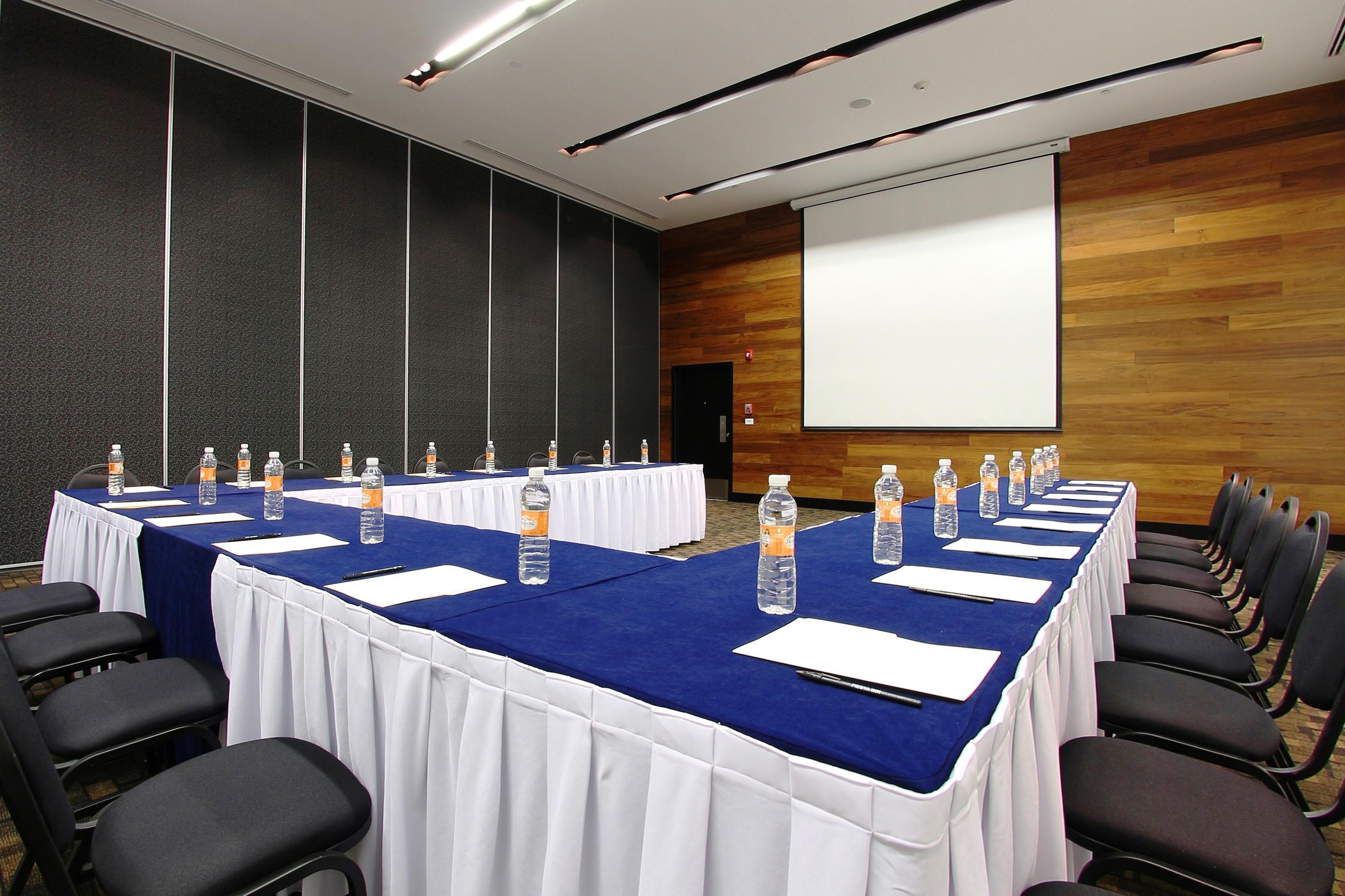Fiesta Inn Mérida Zewnętrze zdjęcie